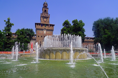 <b>In Milan:</b> Castello Sforzesco