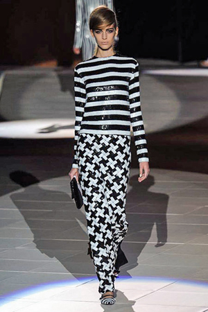 One Look| <b>Marc Jacobs</b>